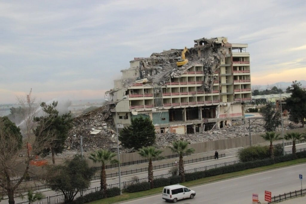 Büyük Samsun oteli yıkım çalışması - Resim 5
