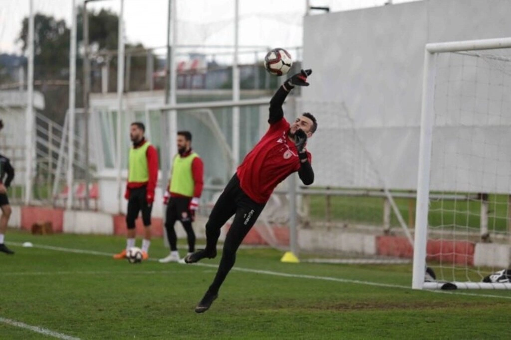 Yılport Samsunspor Pendik Hazırlıklarını Sürdürüyor - Resim 4