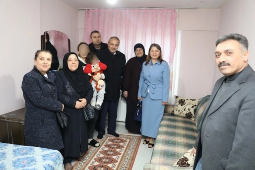 İlkadım Kadın Koordinasyon Merkezi Ailelerin yüzünü güldürüyor - Resim 4