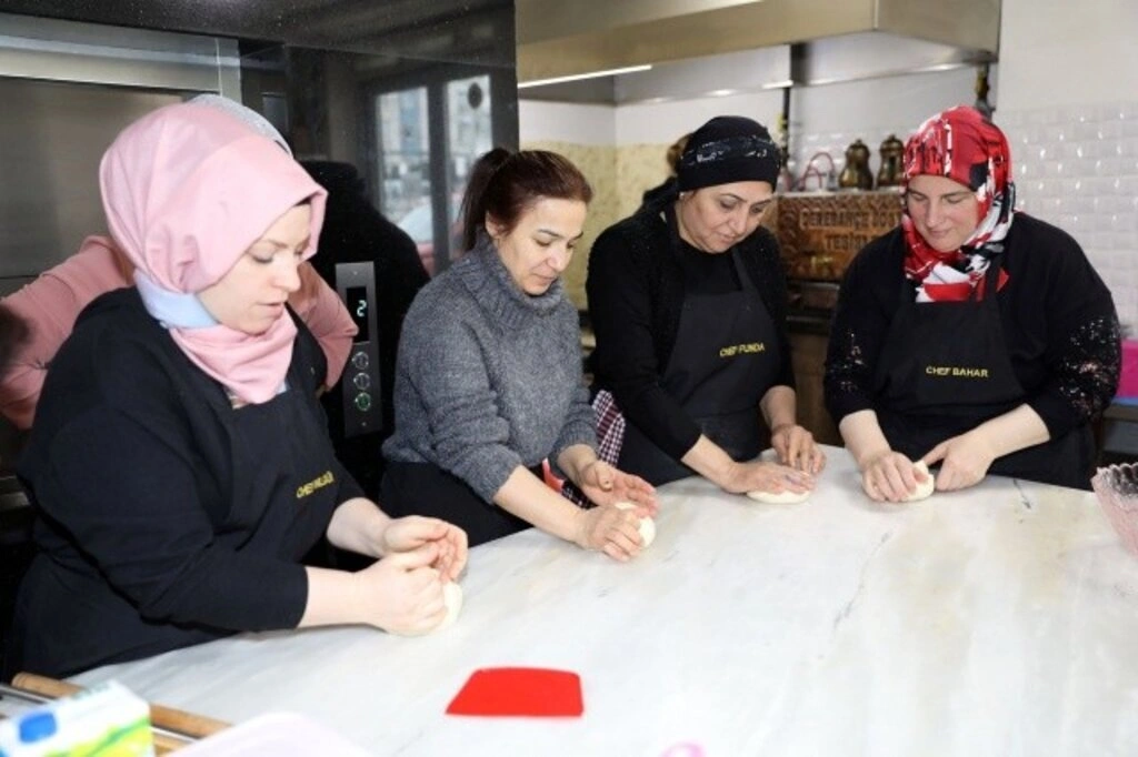 İlkadım Aşçılık Kursları Meslek Edindiriyor - Resim 5