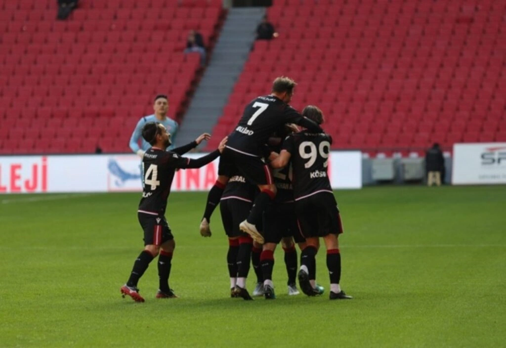 Samsunspor  Başkent Akademi FK Maç Fotoğrafları - Resim 2
