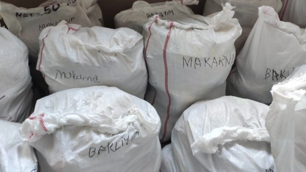 Bafra'da Depremzedelere Yardım Kampanyası - Resim 5