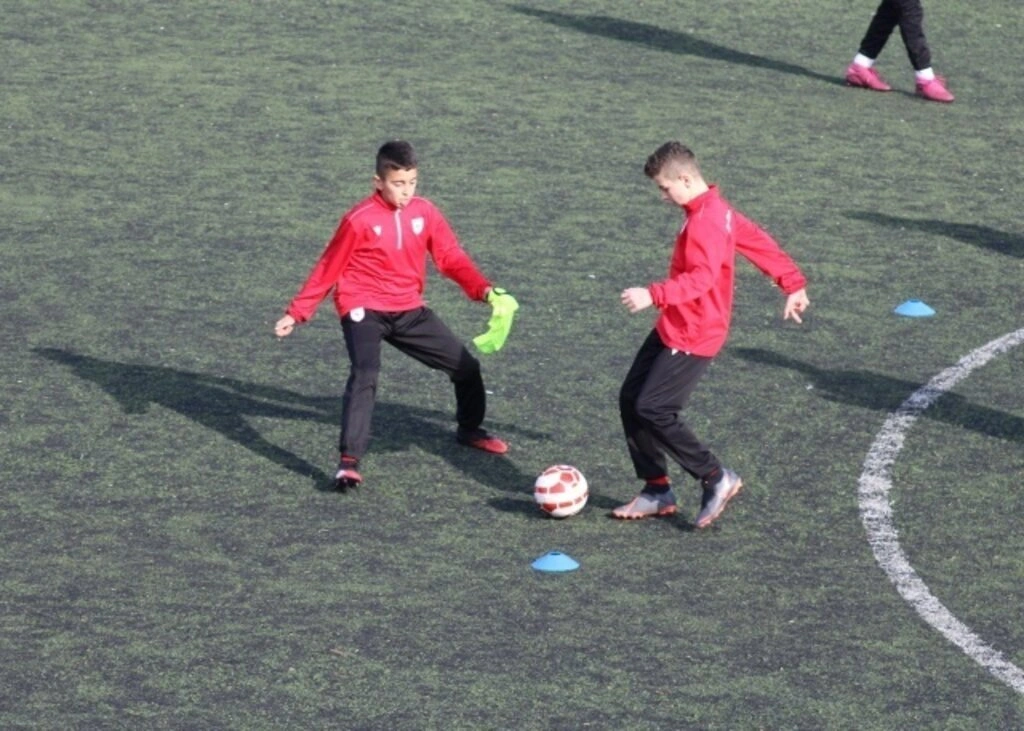Genk Takımının Antrenörlerinden Saha Antrenmanı - Resim 6