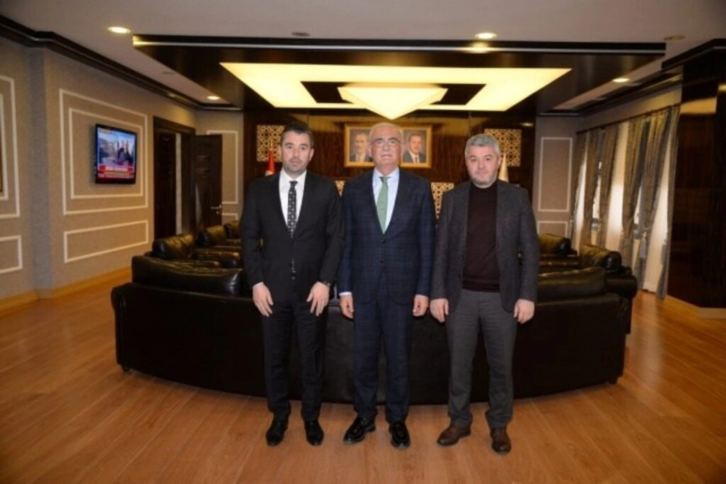 Milletvekili Yılmaz Belediye ve Teşkilatları Ziyaret Etti - Resim 7