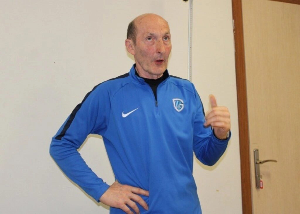 Genk Antrenörlerinden Toplantı - Resim 2