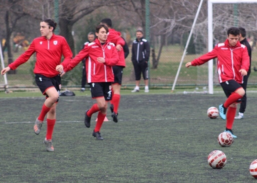 Genk Antrenörlerinden Toplantı - Resim 3