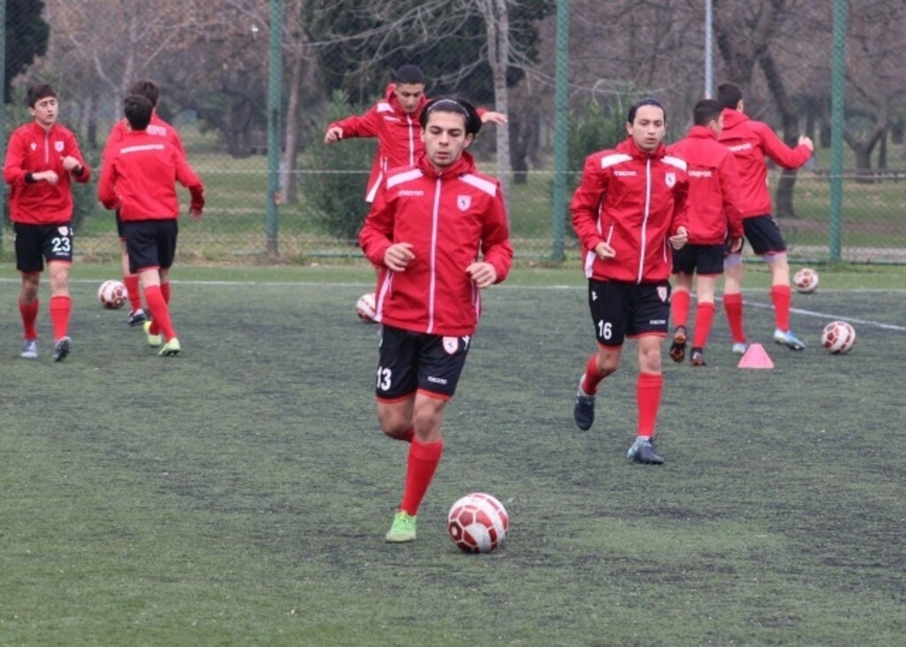 Genk Antrenörlerinden Toplantı - Resim 4
