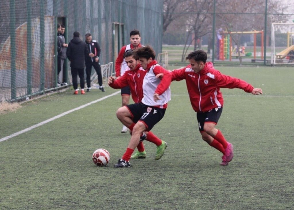 Genk Antrenörlerinden Toplantı - Resim 6