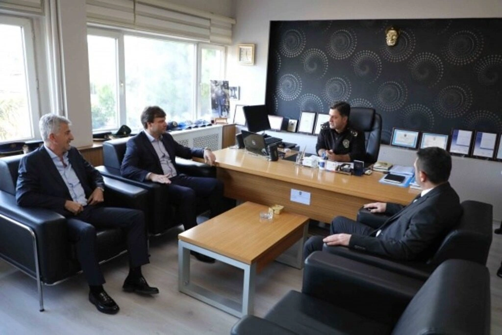 Yılport Samsunspor'dan Emniyet Müdürlüğüne Ziyaret - Resim 2