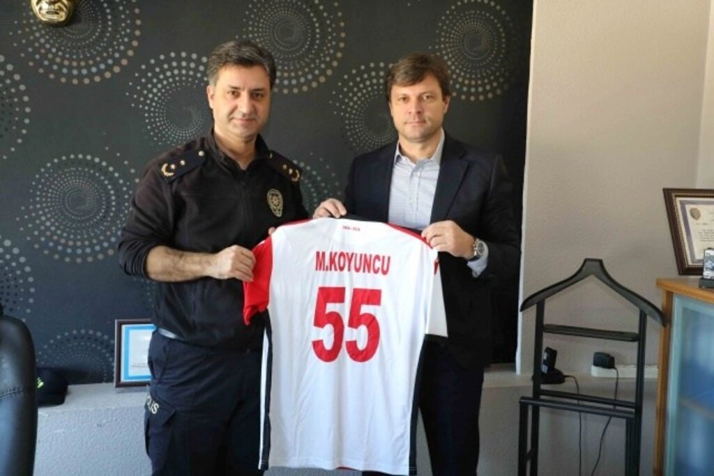Yılport Samsunspor'dan Emniyet Müdürlüğüne Ziyaret - Resim 5