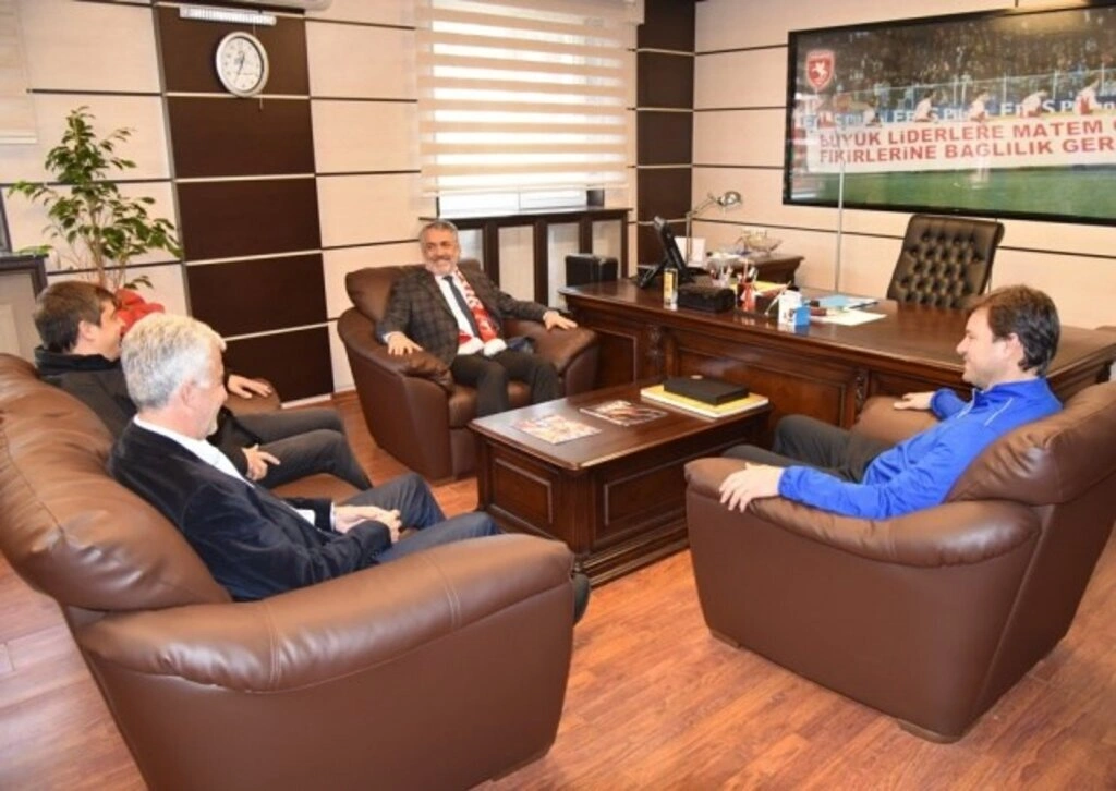 Rektör Bilgiç Samsunspor'u Ziyaret Etti - Resim 3