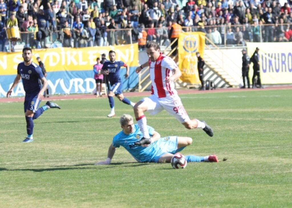 Tarsus İdman Yurdu Samsunspor Maçı Fotoğrafları - Resim 9