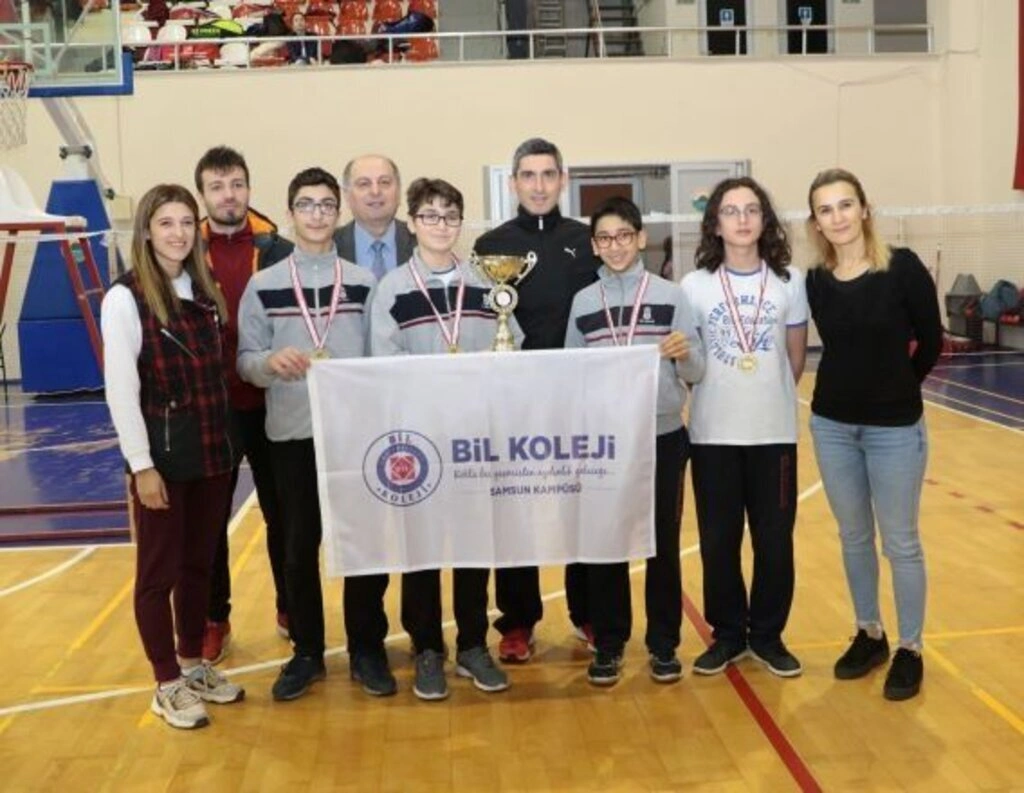 Okullar Arası Badminton Yıldızlar İl Birinciliği Müsabakaları Sona Erdi - Resim 9