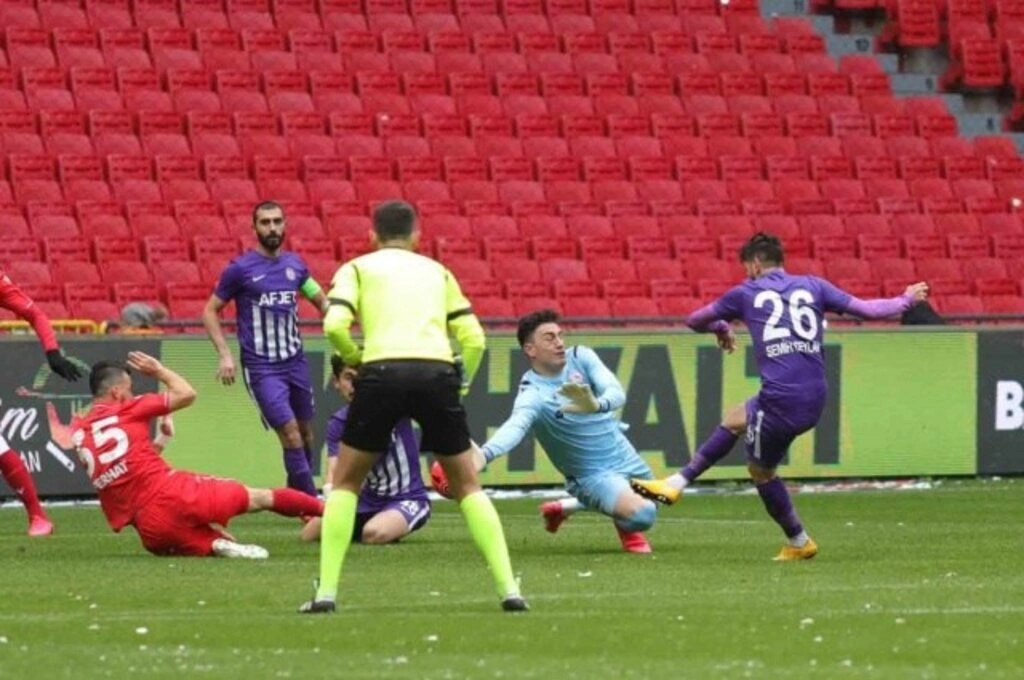 Samsunspor Afyonspor maçı fotoğrafları - Resim 12