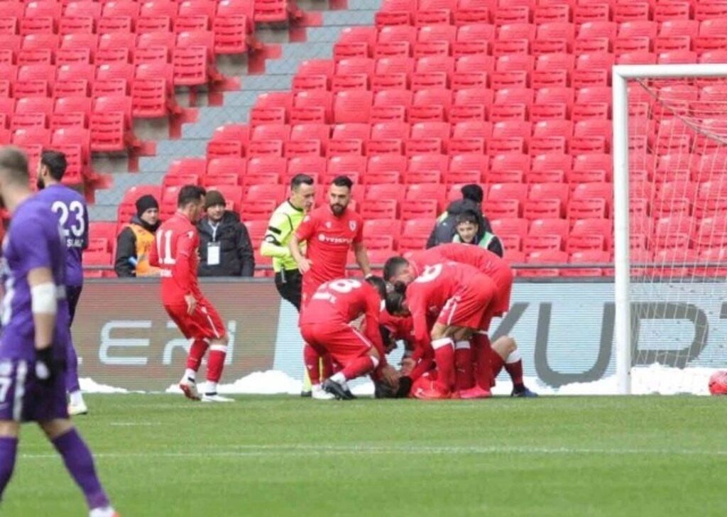 Samsunspor Afyonspor maçı fotoğrafları - Resim 13
