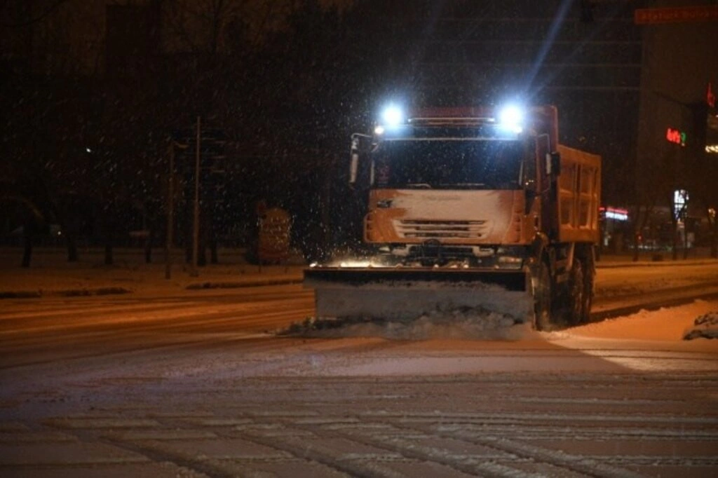 Samsun Büyükşehir’den Kar Seferberliği - Resim 6