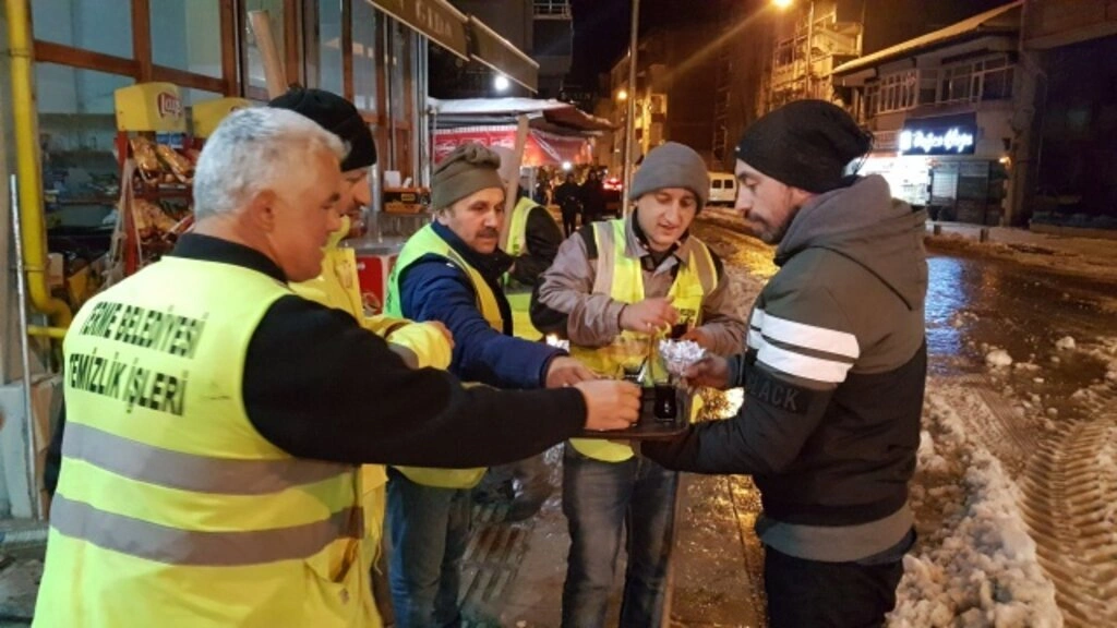 Terme'nin Güzel İnsanlarından Karla Mücadele Çalışmalarına Takdir - Resim 10