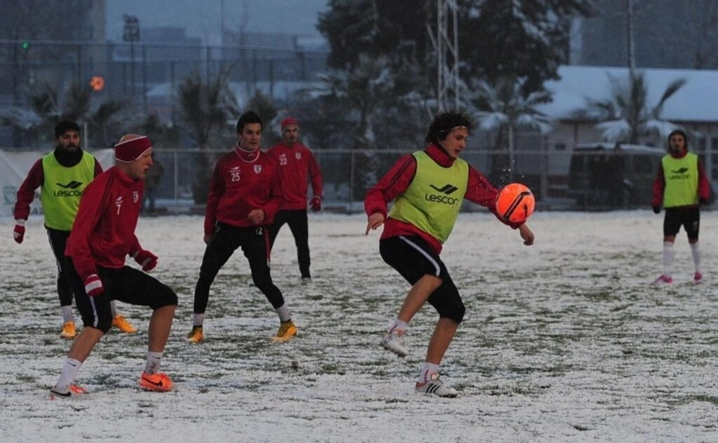 Samsunspor kar üstünde çalıştı - Resim 12