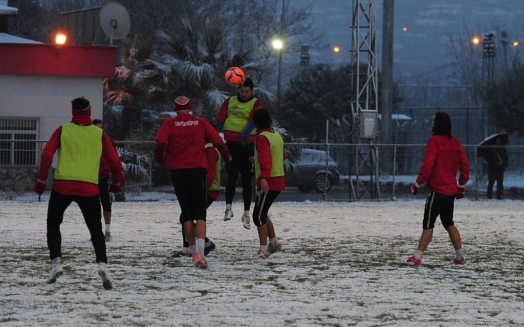 Samsunspor kar üstünde çalıştı - Resim 14