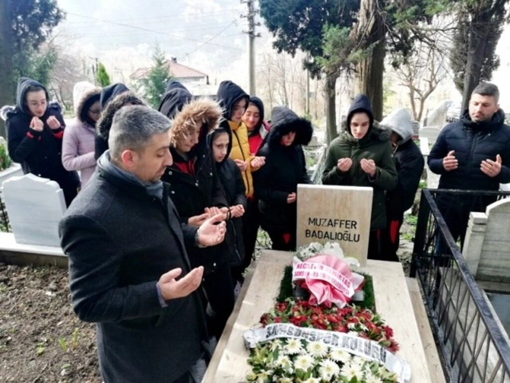 İlkadımlı sporcular Muzaffer Badallıoğlu'nu unutladı - Resim 4
