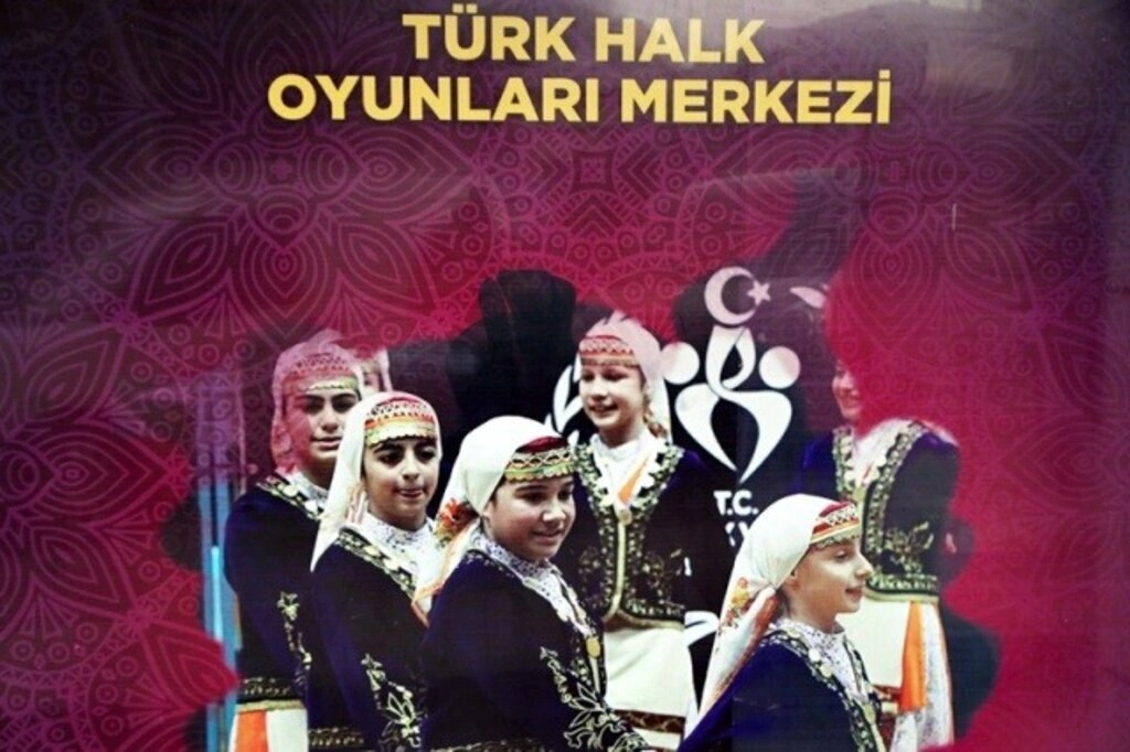 Gençlerden Halk Oyunları Kursu'na yoğun ilgi - Resim 6
