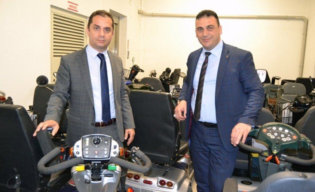 Akülü araçlar sahipleriyle buluşuyor