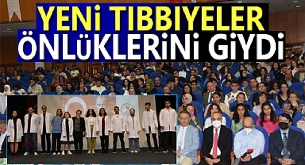 Yeni Tıbbıyeliler Önlüklerini Törenle Giydi