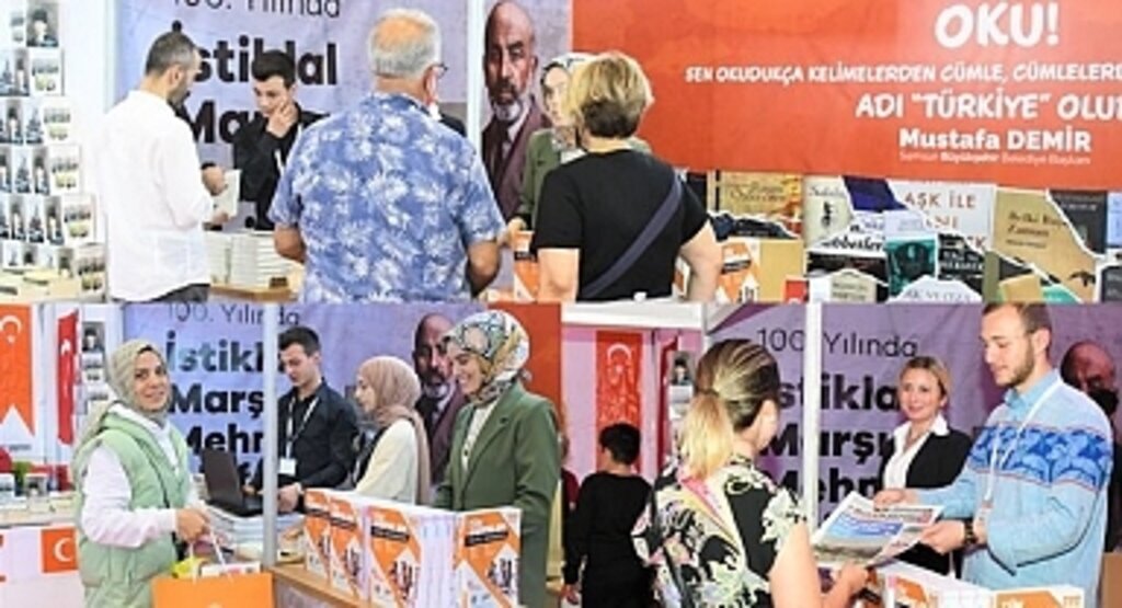 Karadeniz Kitap Fuarı'na yoğun ilgi