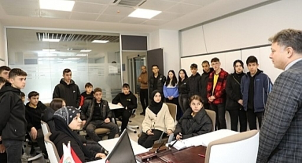 Öğrencilerden İlkadım Belediyesi'ne ziyaret