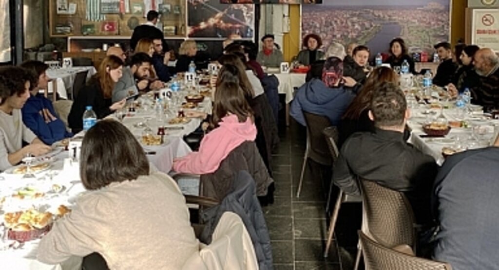 Samsun ADD'li gençler kahvaltıda buluştu