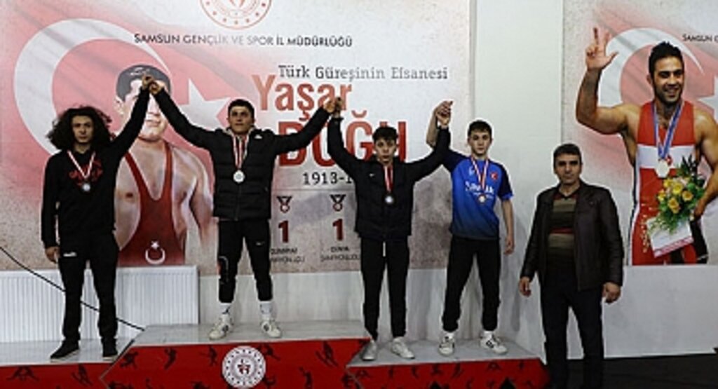 U-20 Greko-romen güreş müsabakaları sona erdi