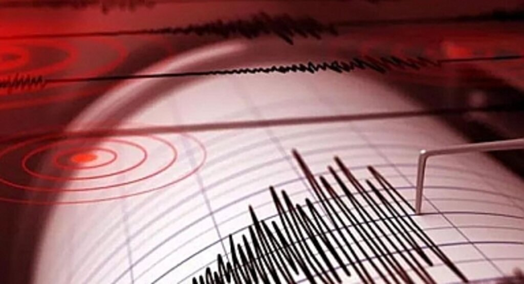 Kahramanmaraş'ta 7,4 büyüklüğünde deprem! Samsun'da sallandı