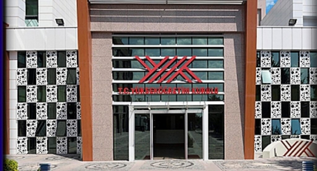 Üniversiteler ne zaman açılacak? Üniversitelerde uzaktan eğitim süreci nasıl olacak?