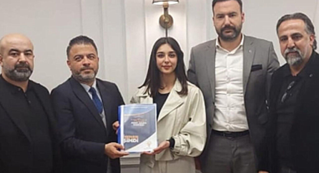 Nisa Alptekin kimdir? AK Parti İzmir Milletvekili adayı Nisa Alptekin kimdir?