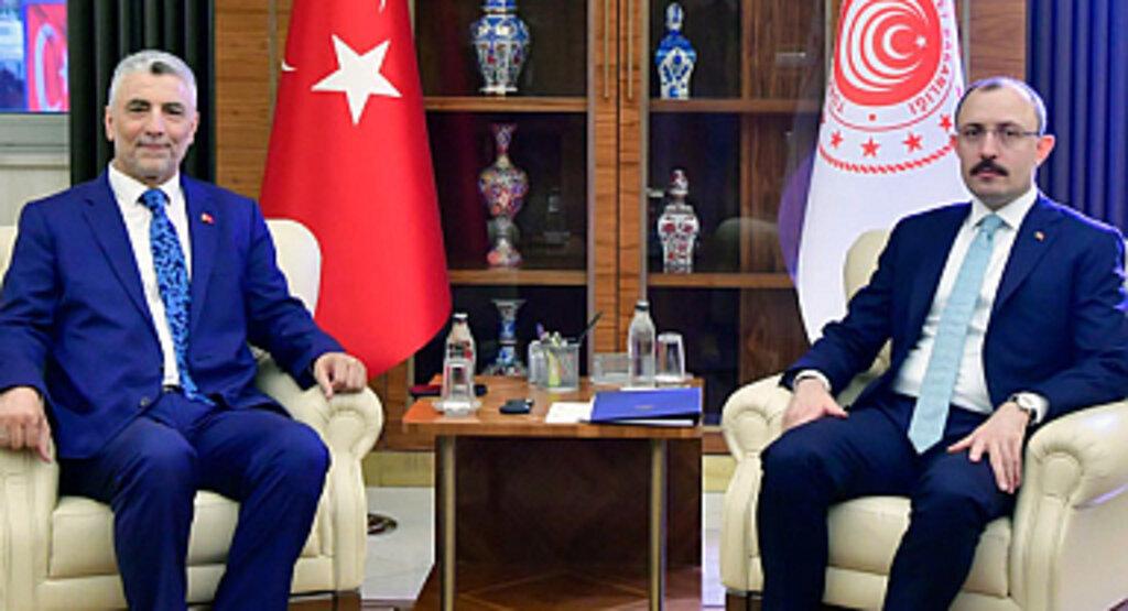 Samsun Milletvekili Mehmet Muş bakanlık görevini devretti