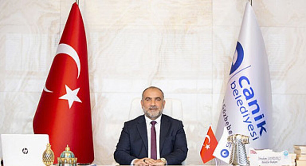 Başkan Sandıkçı'dan Mevlid Kandili Mesajı