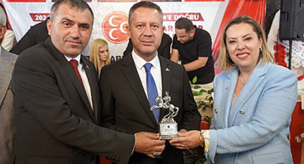 Filiz Gök MHP Atakum İlçe Başkanı oldu