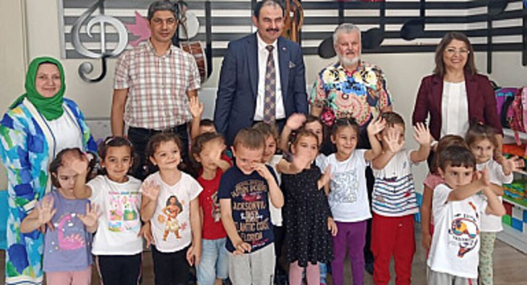 Müdür Zahit Köseoğlu: Küçük yaştaki çocuklarımız bizim önceliğimizdir