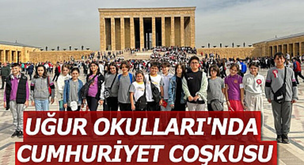 Uğur Okulları'nda Cumhuriyet coşkusu