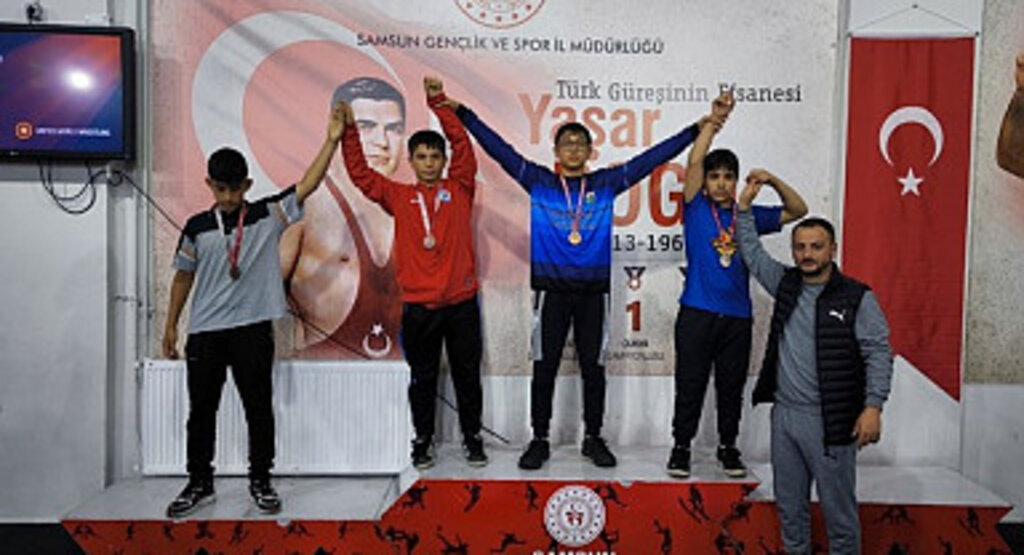 İlkadım Belediyesi Güreş Takımı Şampiyon oldu