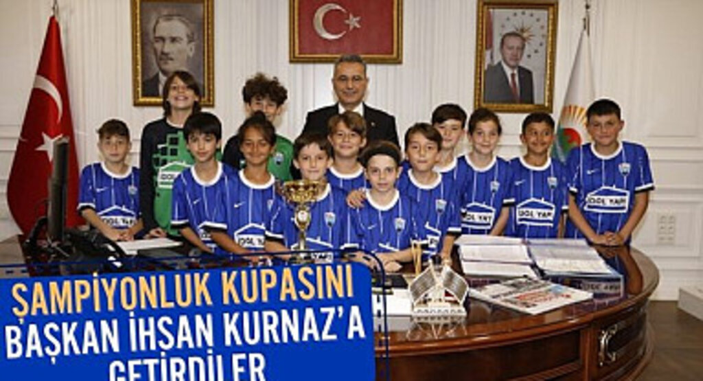Karasamsun Spor U-11 Takımı Sevincini Başkan ihsan Kurnaz İle Paylaştı