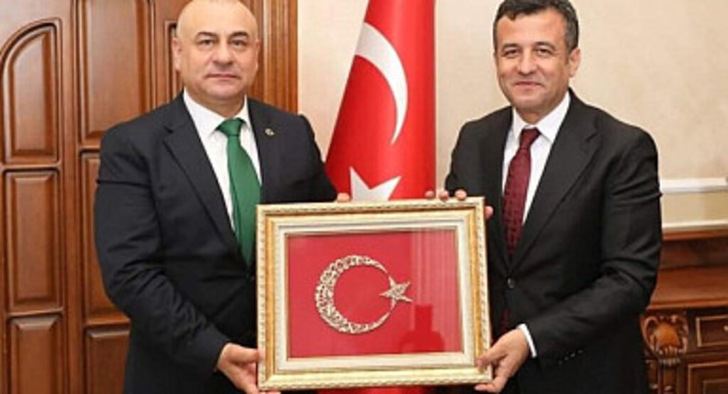 Bem-Bir-Sen Başkanı Savaş Gayretli'ye Büyükşehir Belediyesi'nde önemli görev