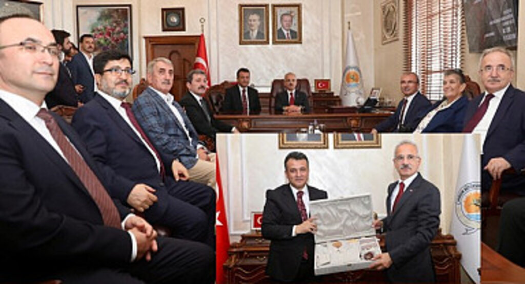 Ulaştırma ve Altyapı Bakanı Uraloğlu Samsun'da