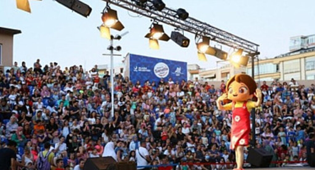 Niloya 7 Dünya Turuna Eşdeğer Yolculuğuna Devam Ediyor