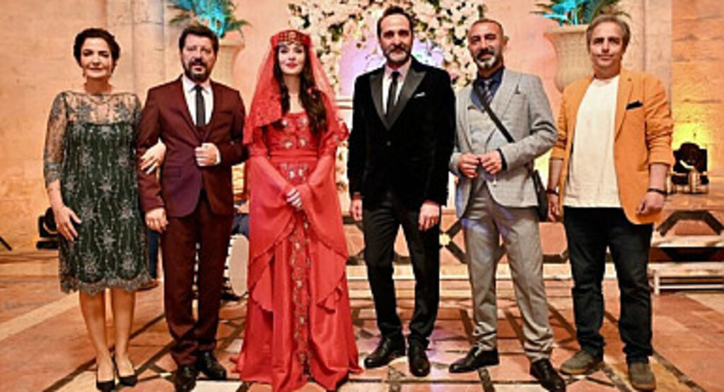 Sonradan gurme oyuncuları, Sonradan gurme konusu