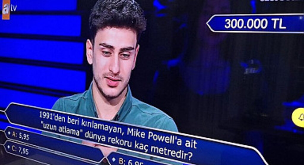 1991'den beri kırılamayan Mike Powell'a ait uzun atlama dünya rekoru kaç metredir?