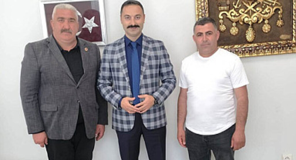 Dernek Başkanı Aslan Havza Kaymakamı Ayvat’ı ziyaret etti