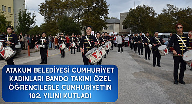 Cumhuriyet Kadınları Bando Takımı Cumhuriyet’in 102. yılını kutladı