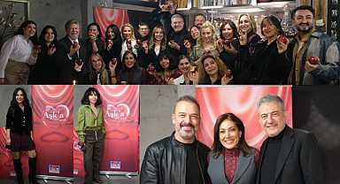 D&R Sevgililer Günü'nde Aşka Özel Sofra Kurdu!