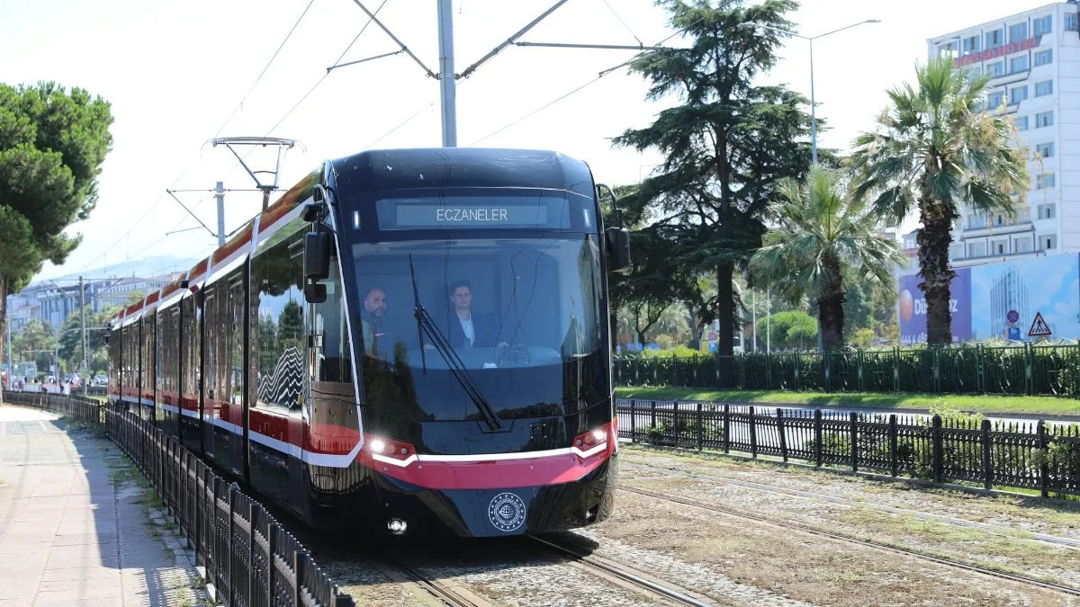 Samsun'un Yeni Tramvaylarına Vatandaşlardan Tam Not